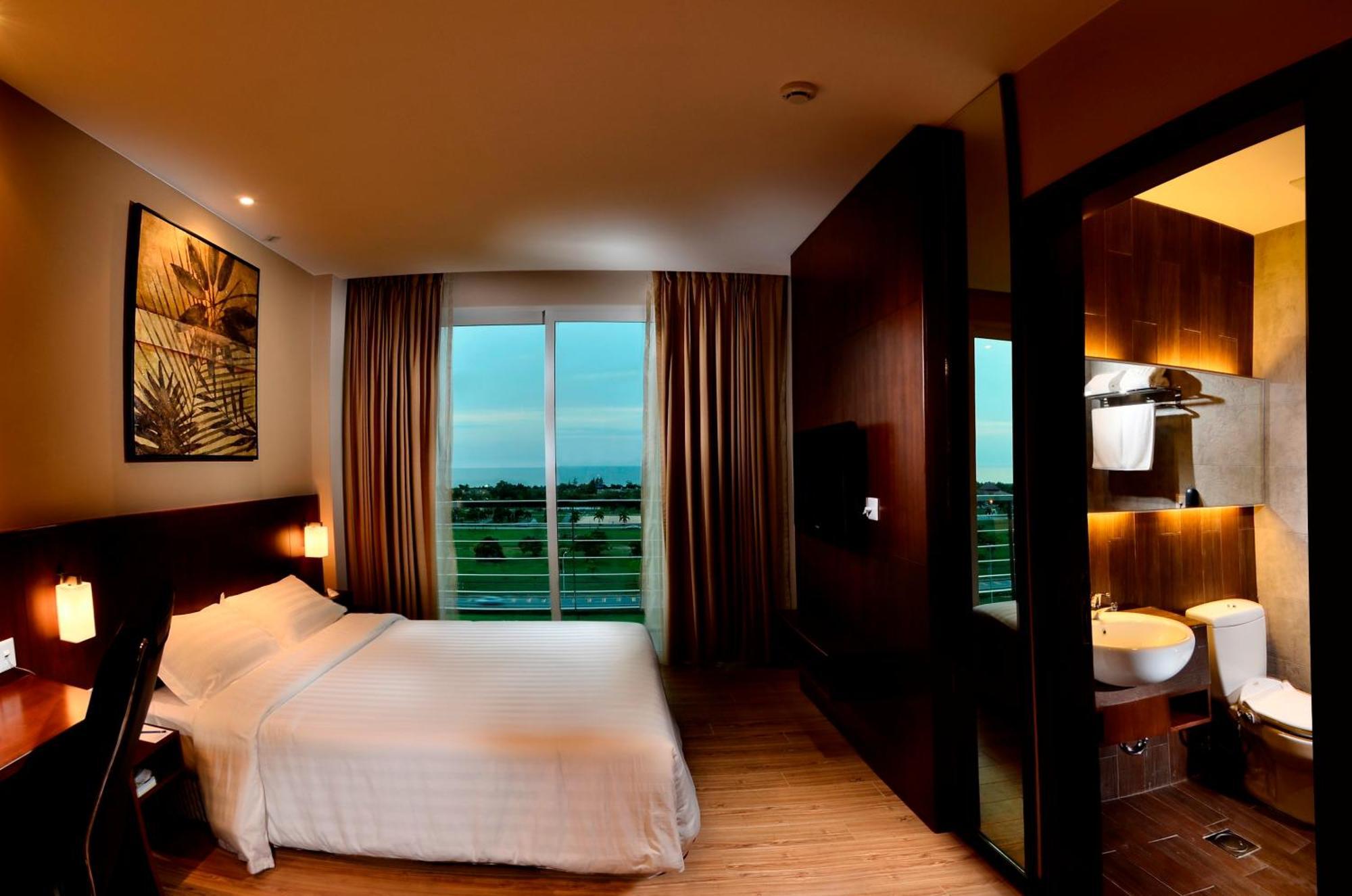Roomz Hotel Seria Chambre photo